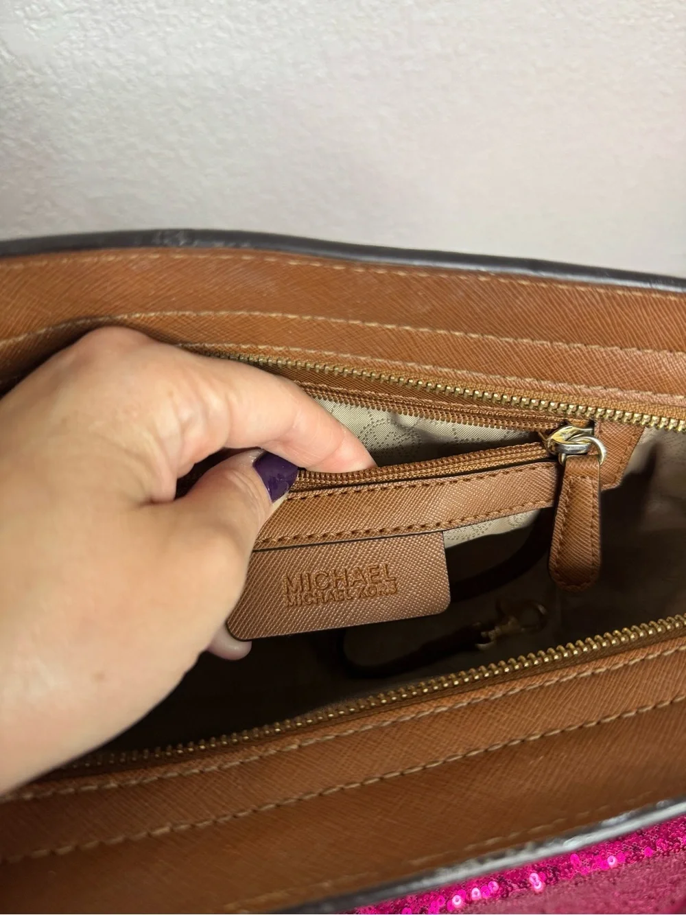 MICHAEL KORS 🤎 Tan Cosmetics Bag, Gold Zipper